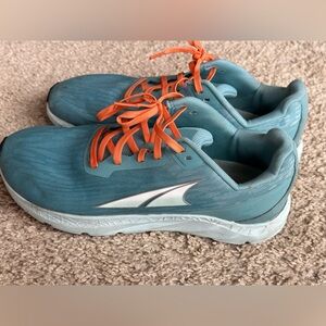 Altra Rivera women's teal and orange running shoes - size 10